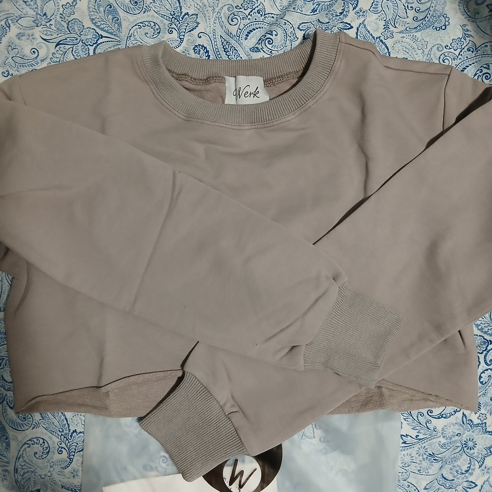 Nwt Werk Gray Cropped Sweatshirt